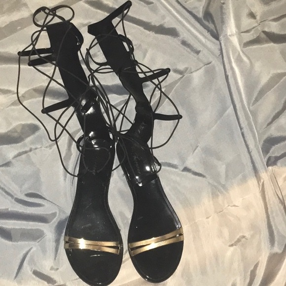 Calf tie ups - Picture 1 of 3